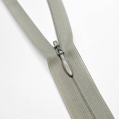 YKK | Closed End Invisible Zipper | #3 | 7 1/2 '' - 19 cm