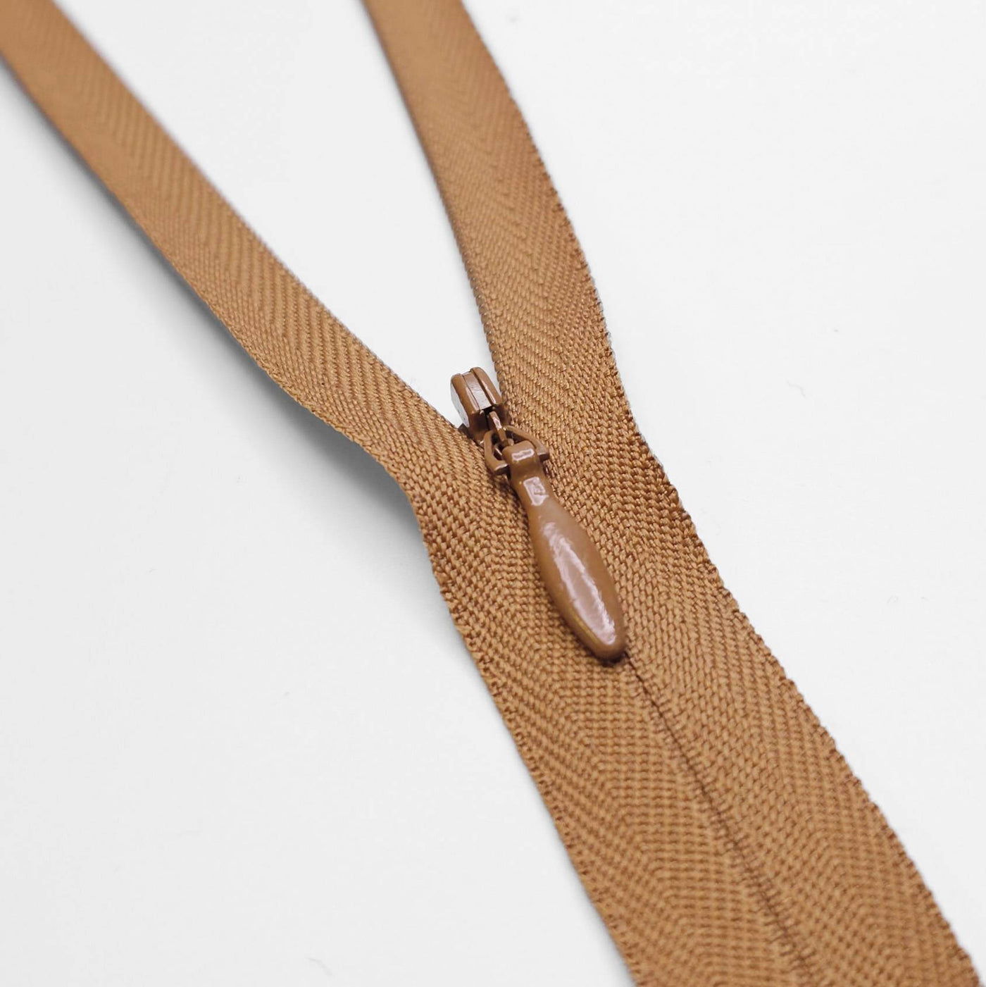 YKK | Closed End Invisible Zipper | #3 | 7 1/2 '' - 19 cm