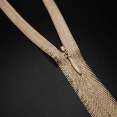 YKK | Closed End Invisible Zipper | #3 | 7 1/2 '' - 19 cm