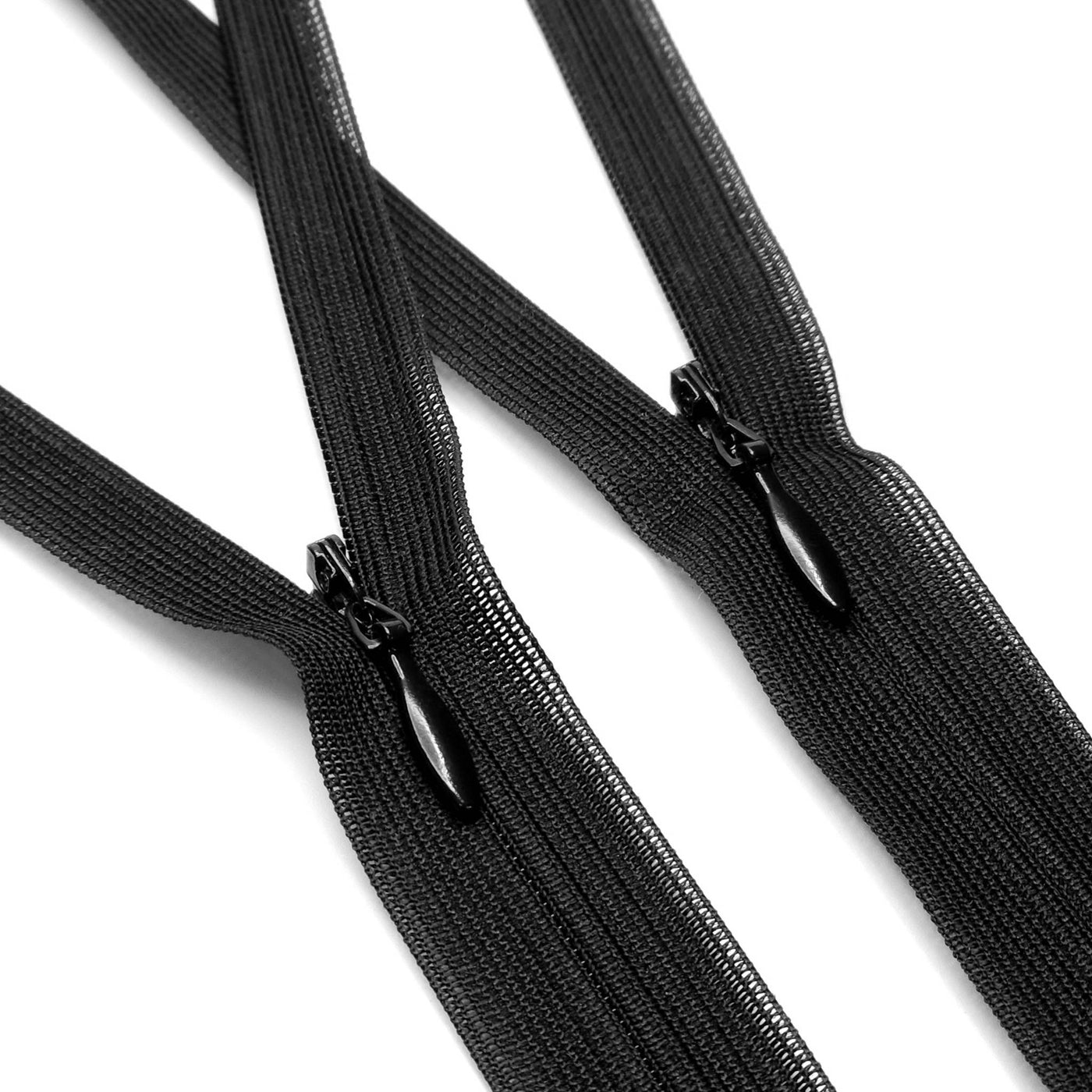 YKK | Closed End Invisible Zipper | #2 | 21 1/2'' - 54,5 cm - Black