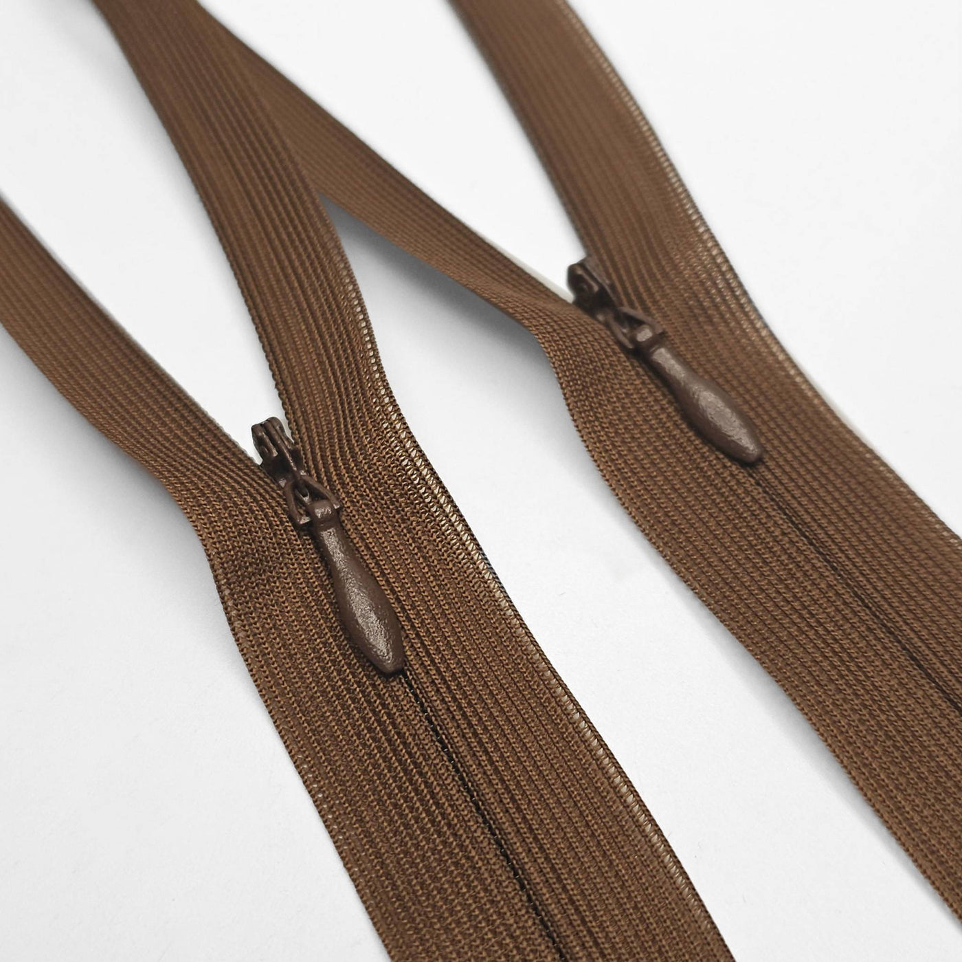 Closed End Invisible Zipper | #3 | Brown | 7'' - 18 cm