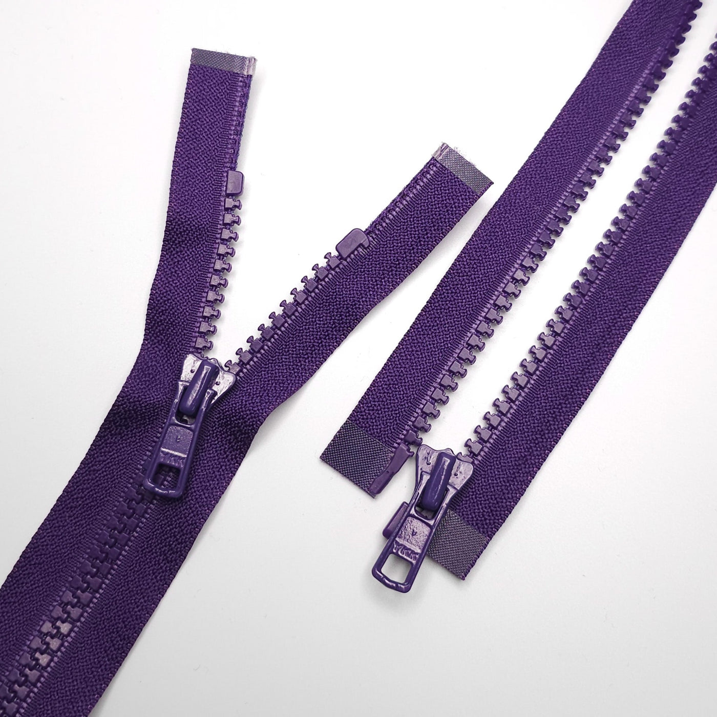 YKK Open-End Zipper | Molded Plastic | #5 | 18'' - 46cm purple