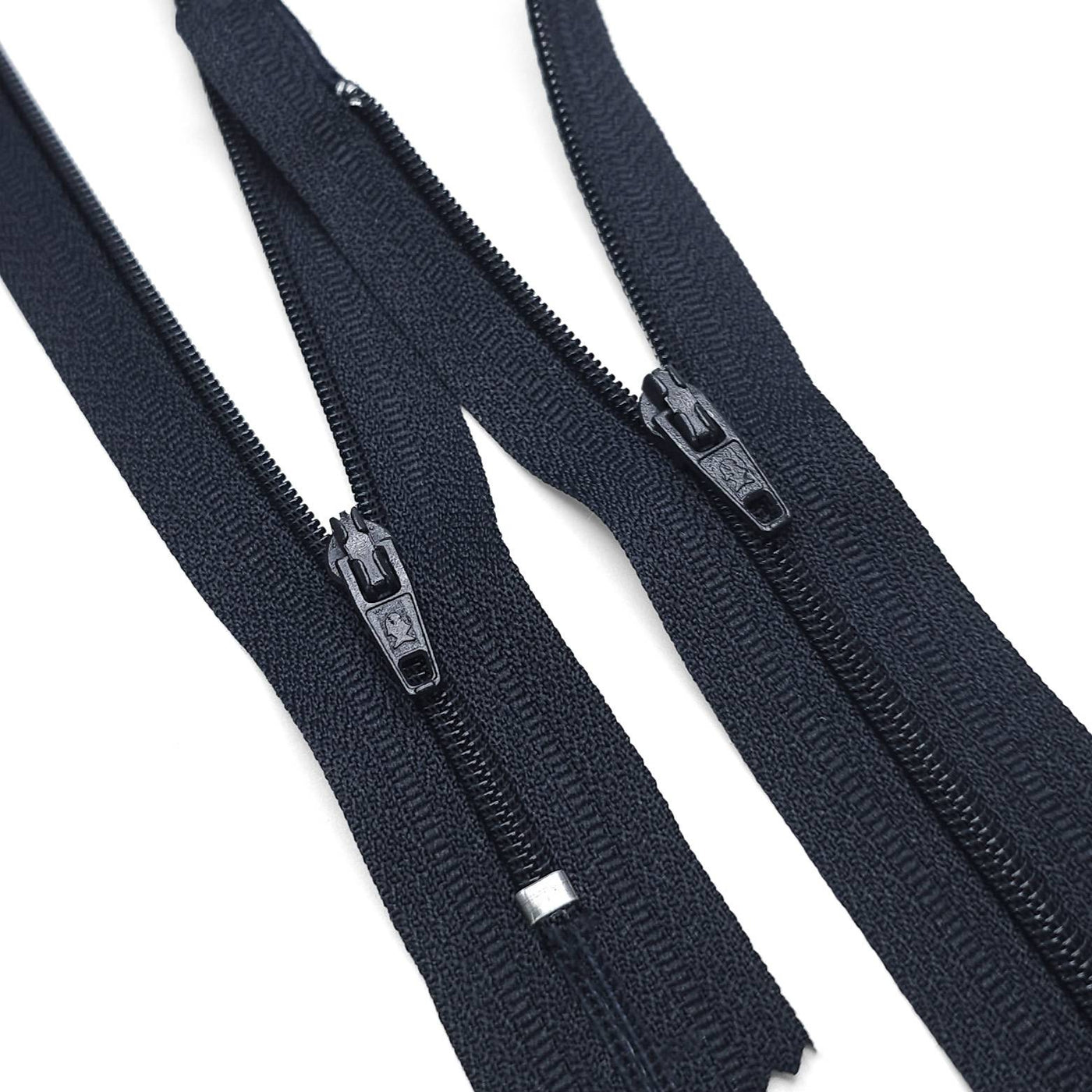 Closed End Nylon Coil Zipper | Very Dark Navy | #3 | 6'' - 15 cm