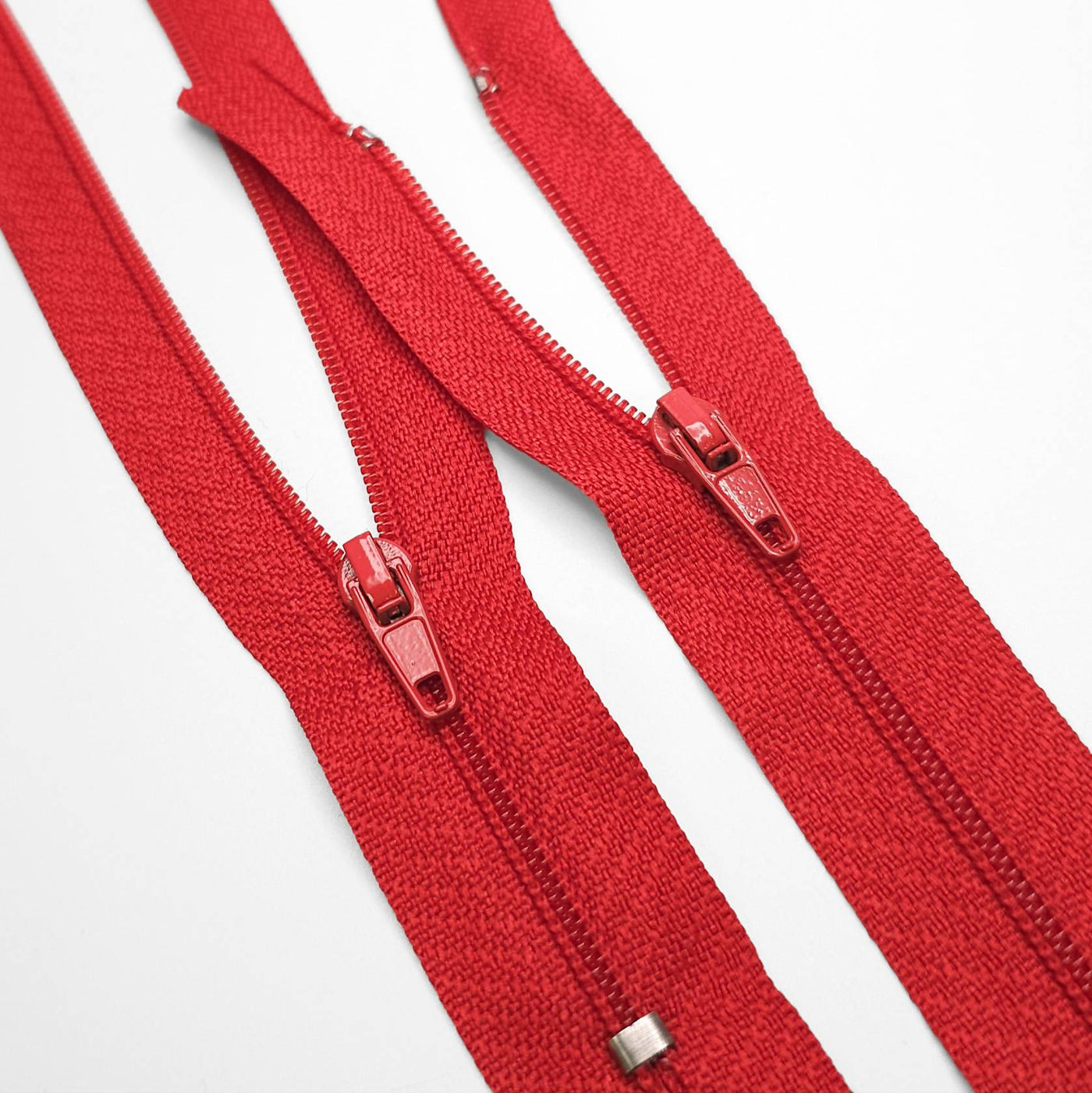 KKF | Closed End Nylon Coil Zipper | Red | #3 | 7 1/2'' - 19 cm