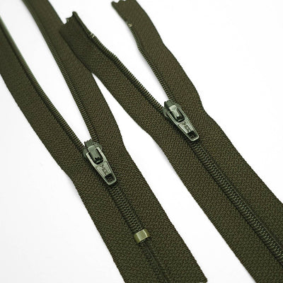 YKK | Closed End Nylon Coil Zipper | Thatch Green | #2 | 9'' - 23 cm