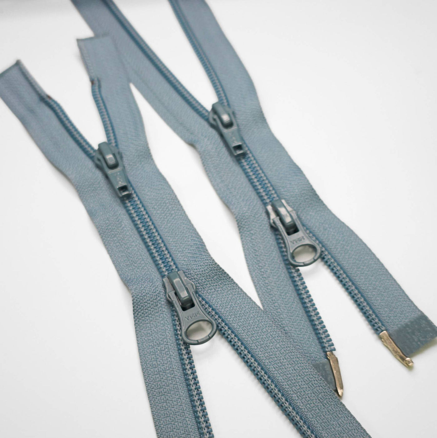 YKK | 2 Ways Open-End Zipper | Nylon Coil | Pale Sky Blue | #5 | 17 3/4'' - 45 cm