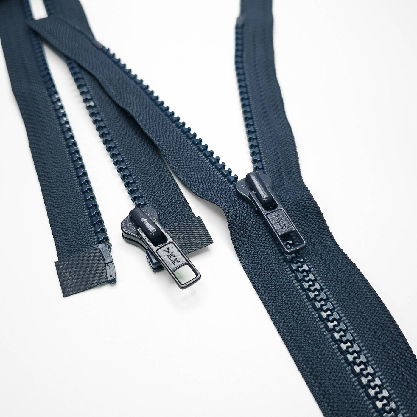 YKK | Open-End Zipper | Molded Plastic | Navy Blue | #5 | 22'' - 56 cm