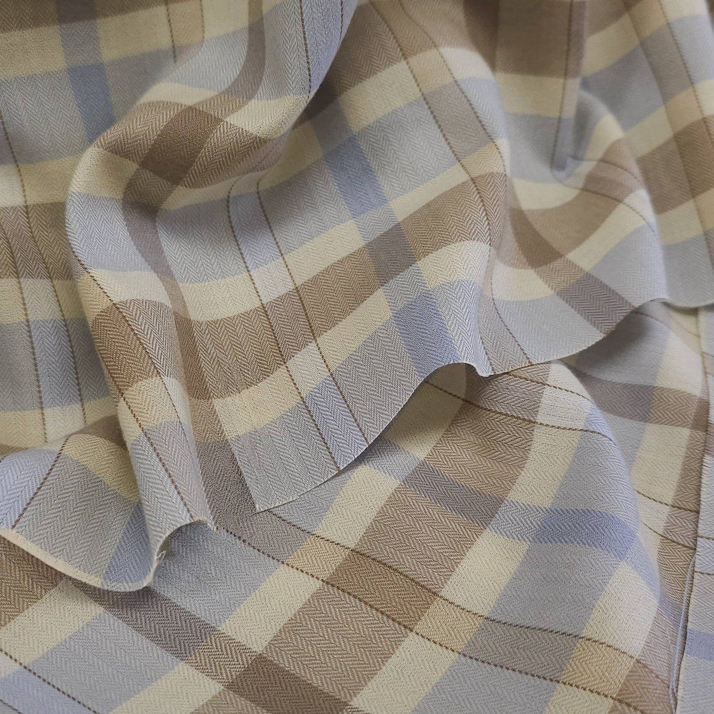 Lightweight Silk Wool Plaid Twill | Sand & Sky Herringbone Check