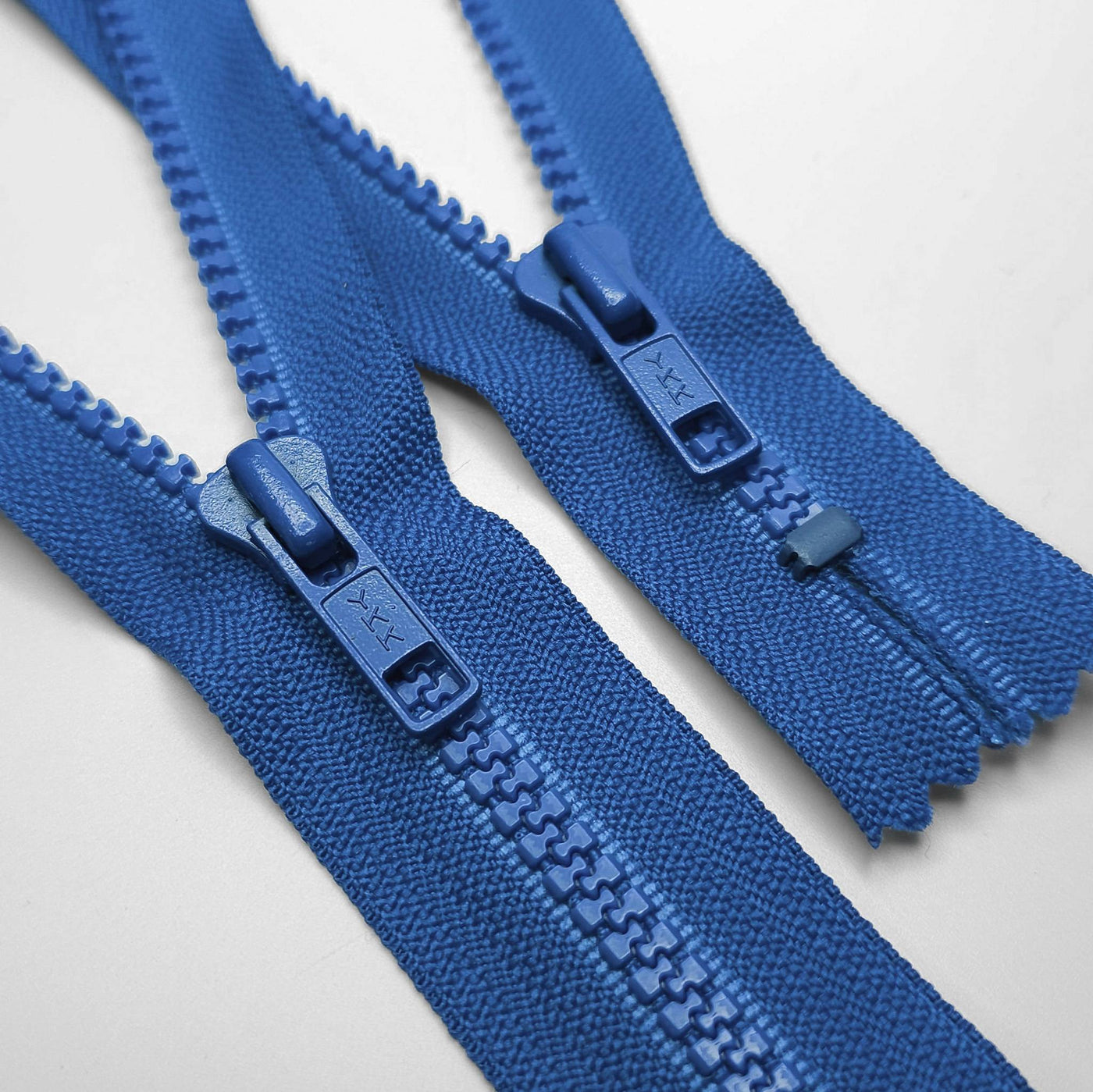 YKK | Closed End Zipper | Molded Plastic | #5 | Blue | 8 3/4'' - 22 cm