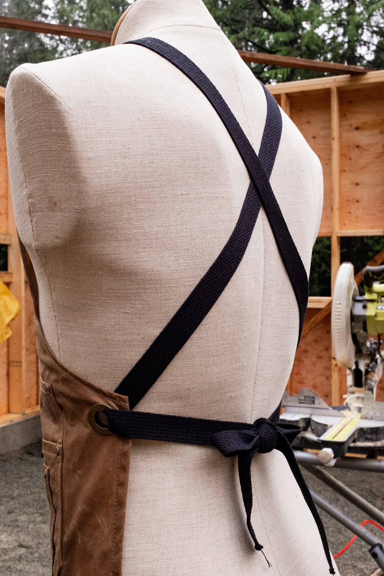 PDF Sewing Pattern | Woodhaven Apron | Thread Theory