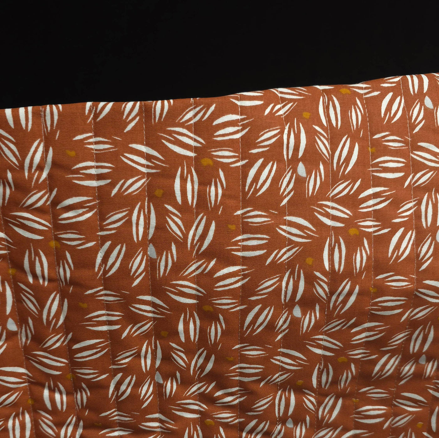Rusty Reverse Reversible Quilted Cotton Fabric | Charcoal Floral | Les Tissées