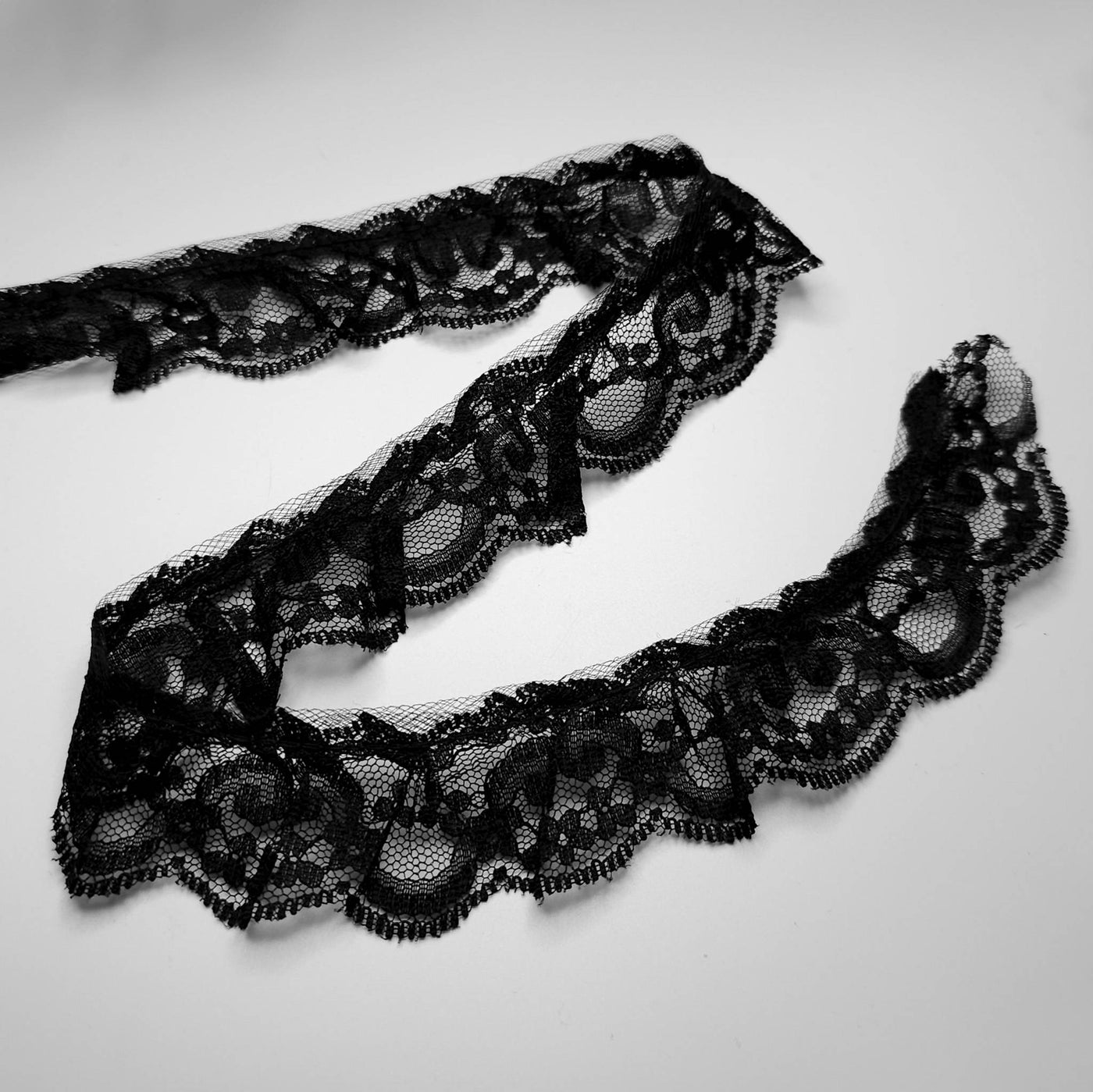 Gathered Raschel Trim Lace | 30 mm - 1 1/8"