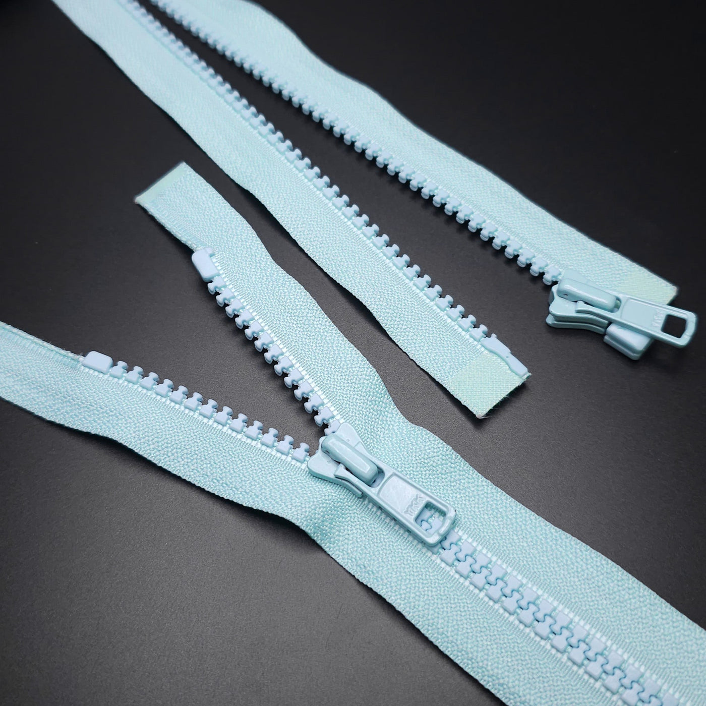 YKK Open-End Zipper | Molded Plastic | #5 | 30'' - 76 cm