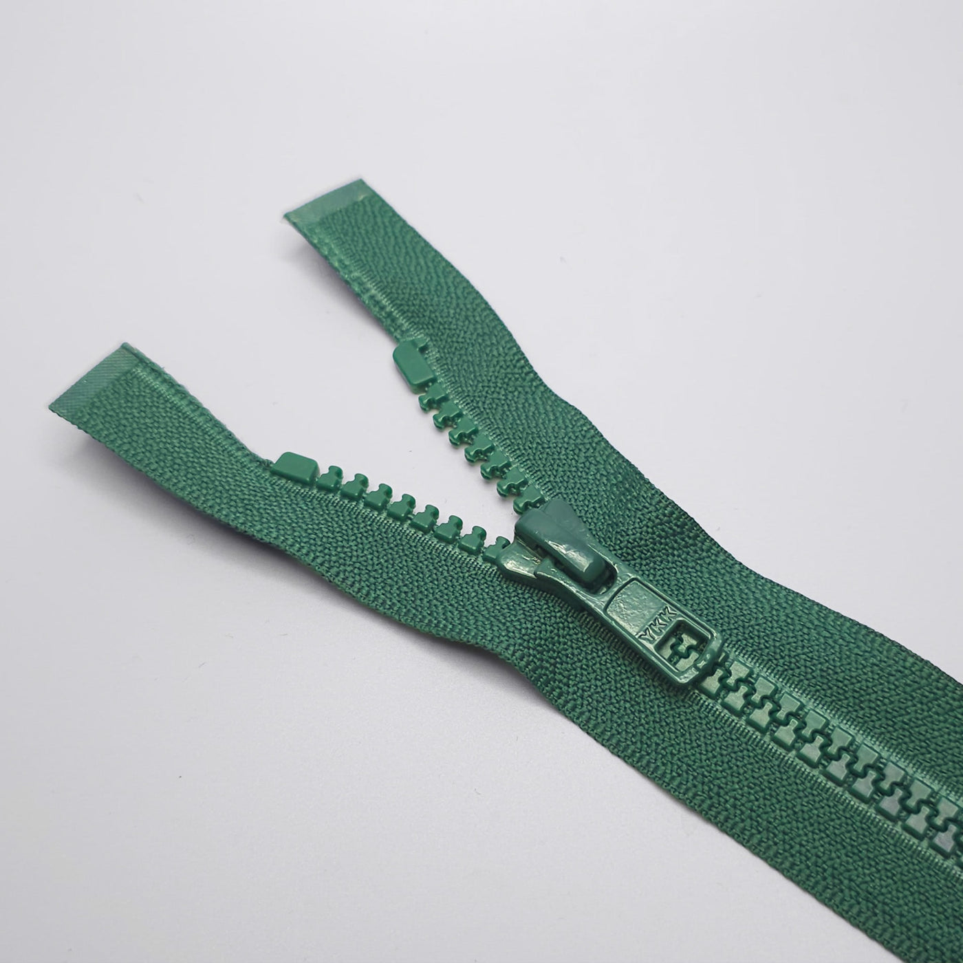 YKK Open-End Zipper | Molded Plastic | #5 | 30'' - 76 cm