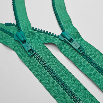 YKK | Closed End Zipper | Molded Plastic | Green | #5 | 8 3/4'' - 22 cm