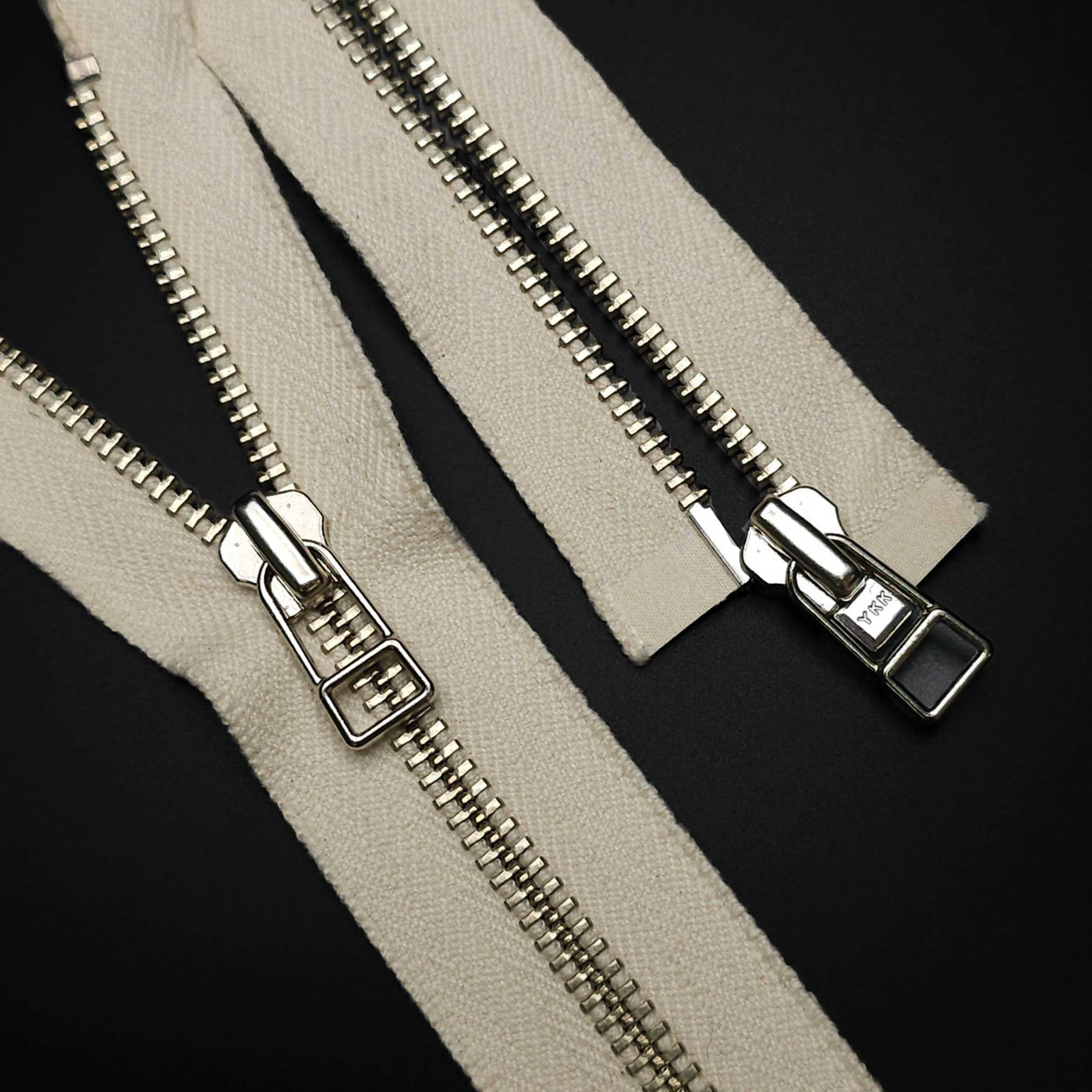 YKK | Open End Zipper | Metal | Beige | #5 | 23 3/4'' - 60 cm