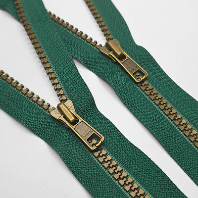 YKK | Closed End Zipper | Molded Plastic | Green | #5 | 8 3/4'' - 22 cm