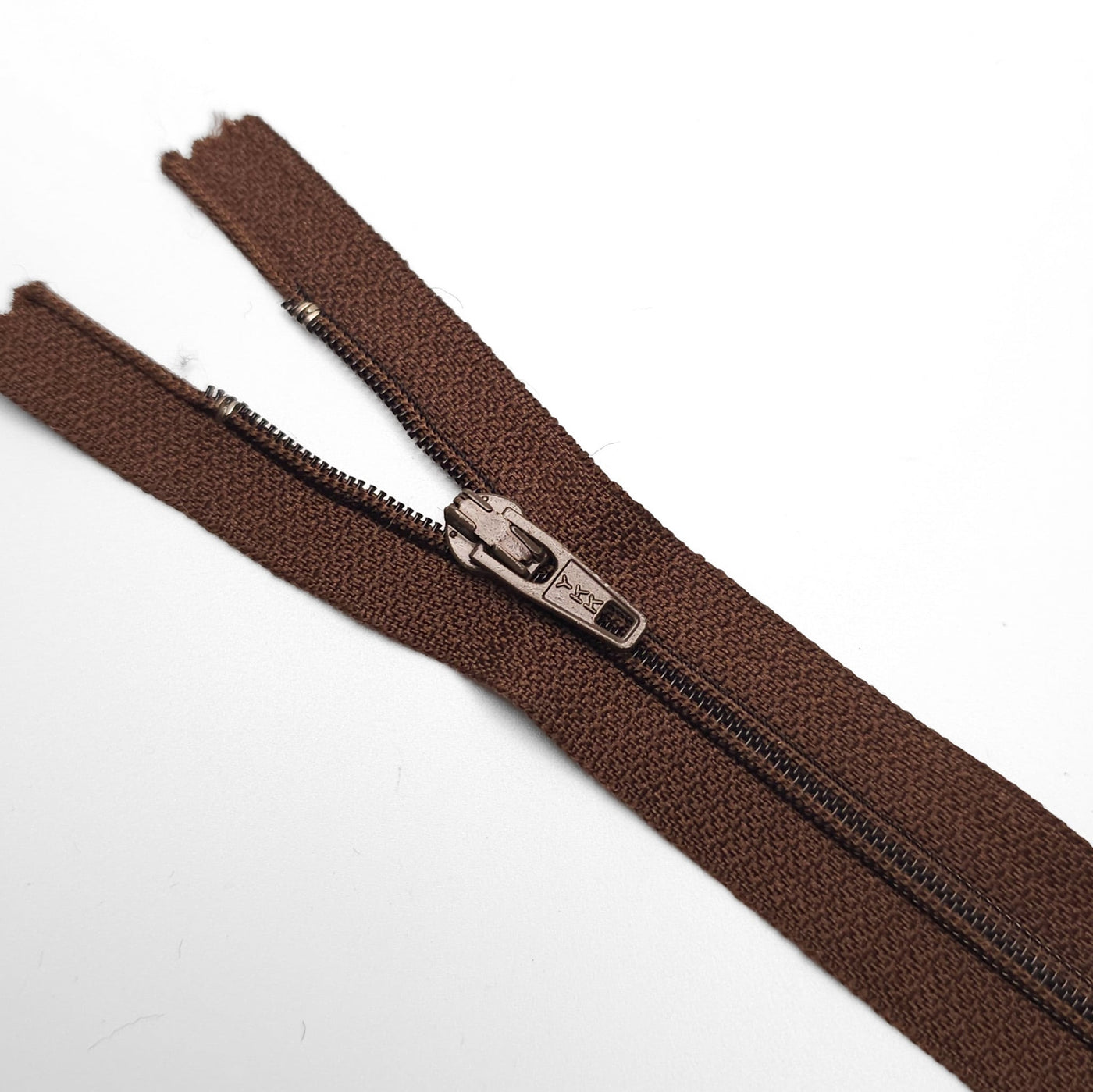 YKK | Closed End Zipper | Nylon Coil | #4 | Brown | 7'' - 18 cm