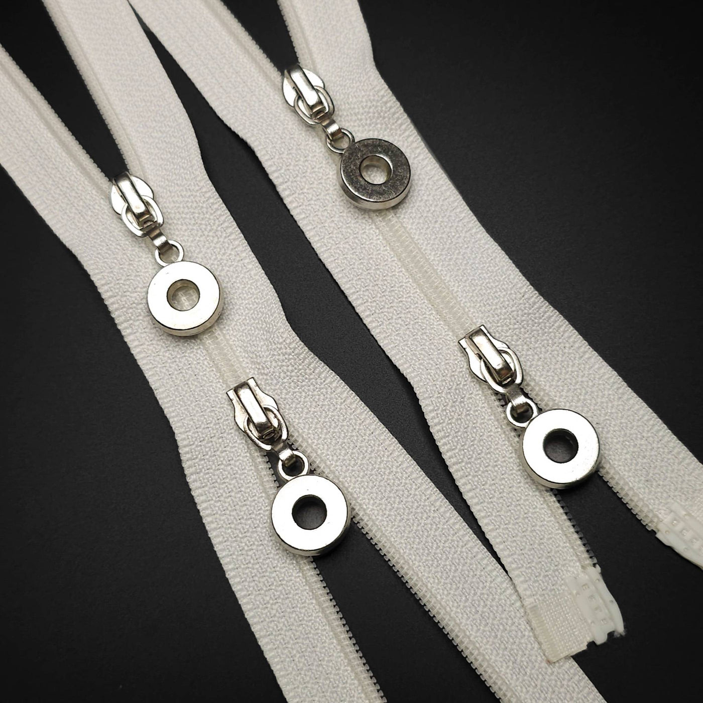 Open-End Zipper | Nylon Coil | 2 Ways | White | #3 | 17 1/2'' - 44.5 cm