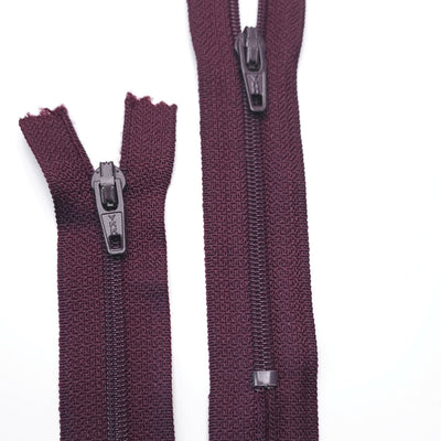 YKK | Closed-End Nylon Coil Zipper #2.5 | Burgundy | 14" / 35.5 cm
