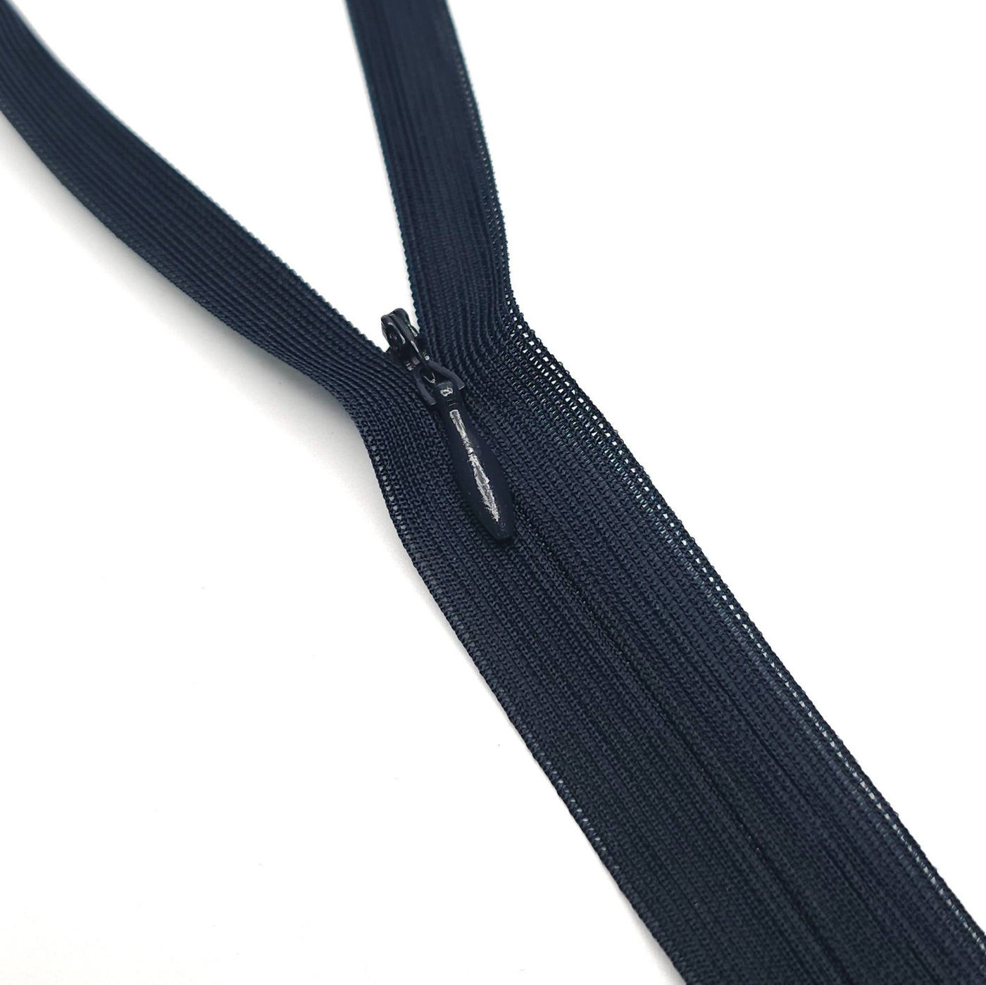 Closed End Invisible Zipper | #3 | 6 1/2'' - 16.5 cm