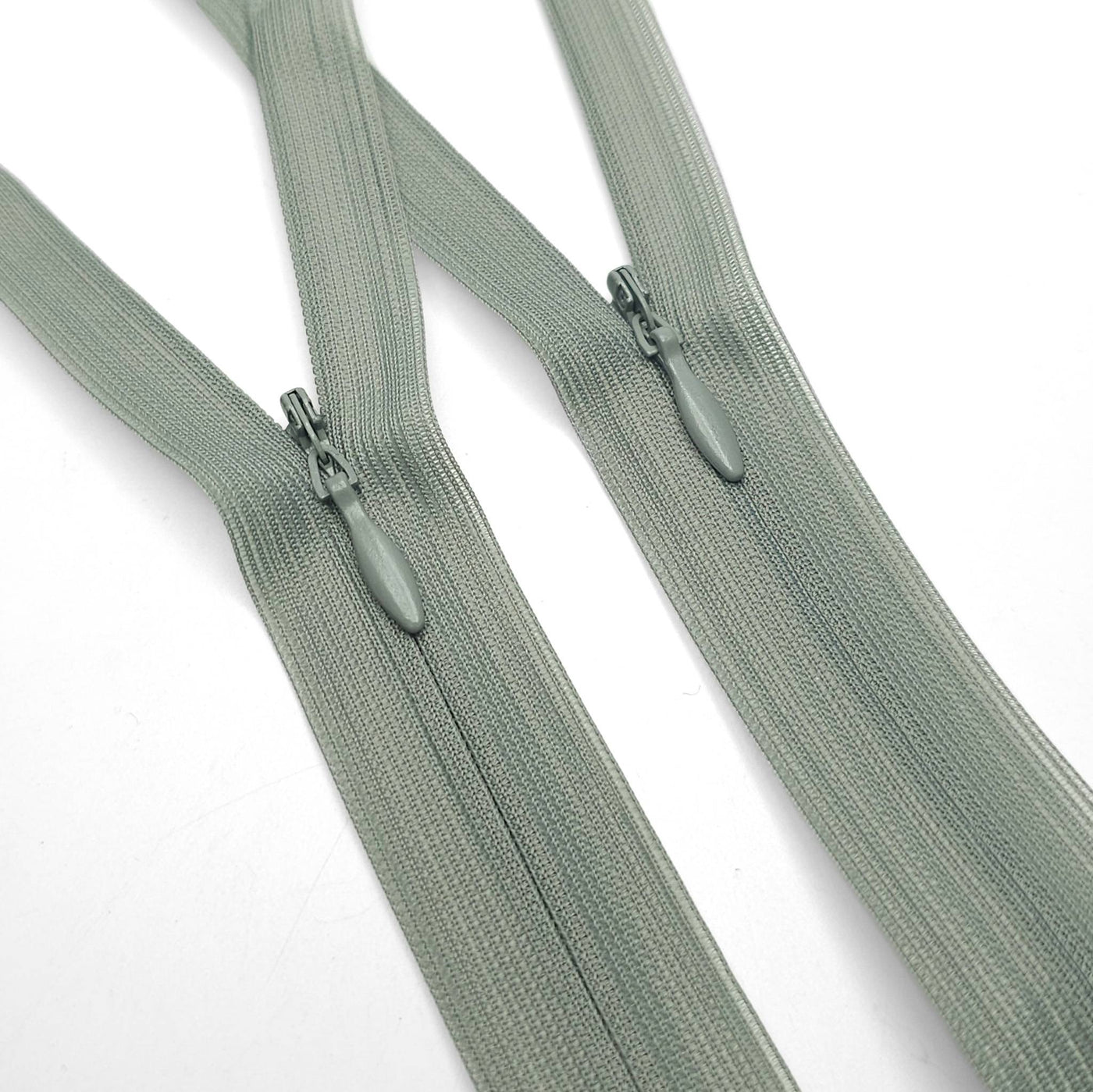 Closed End Invisible Zipper | #3 | 12'' - 30.5 cm | Clary Sage