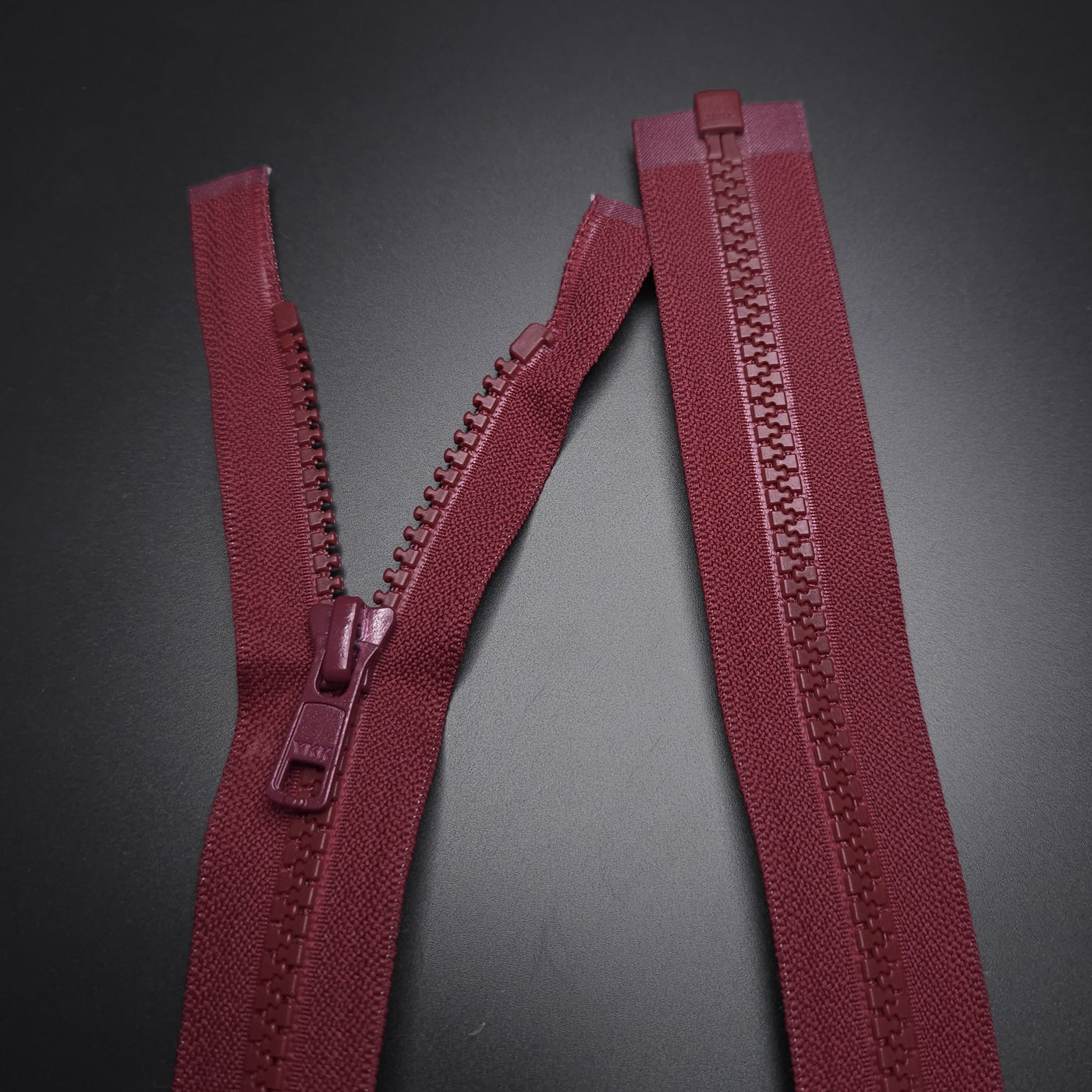 YKK | Open End Zipper | Molded Plastic | #5 | 24'' - 61 cm