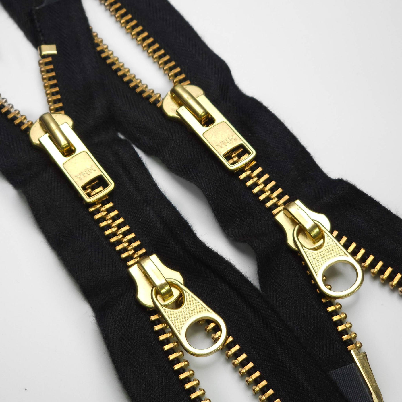 YKK | 2 Ways | Open End Zipper | Metal | Black | #10 | 30 3/4'' - 78 cm