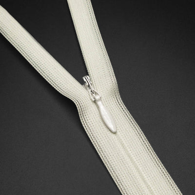 YKK | Closed End Invisible Zipper | #2 | 22 1/2'' - 57 cm - Cream