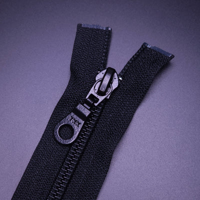 Open End Zipper | Nylon Coil | 26.5" / 67 cm | Black