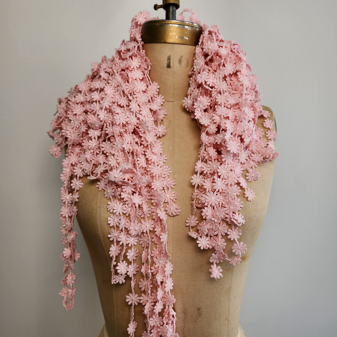 Decorative Pink Ribbon Trim lace