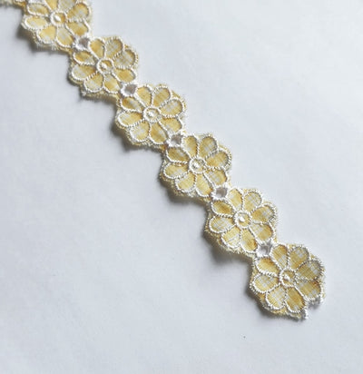 Decorative Lace Trim Flowers - Yellow