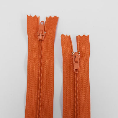 KKF Closed-End Nylon Coil Zipper #3 | 8" / 20 cm