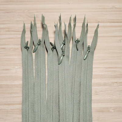 Invisible Zipper | YKK | #2 | 15" / 38 cm - GreenGray